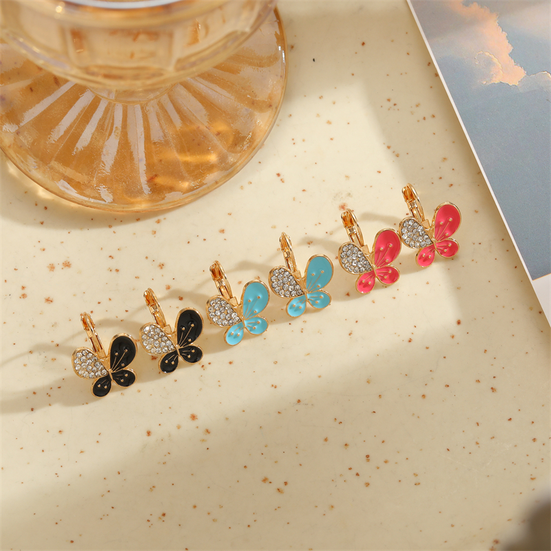 1 Pair Retro Color Block Plating Alloy Gold Plated Drop Earrings display picture 2