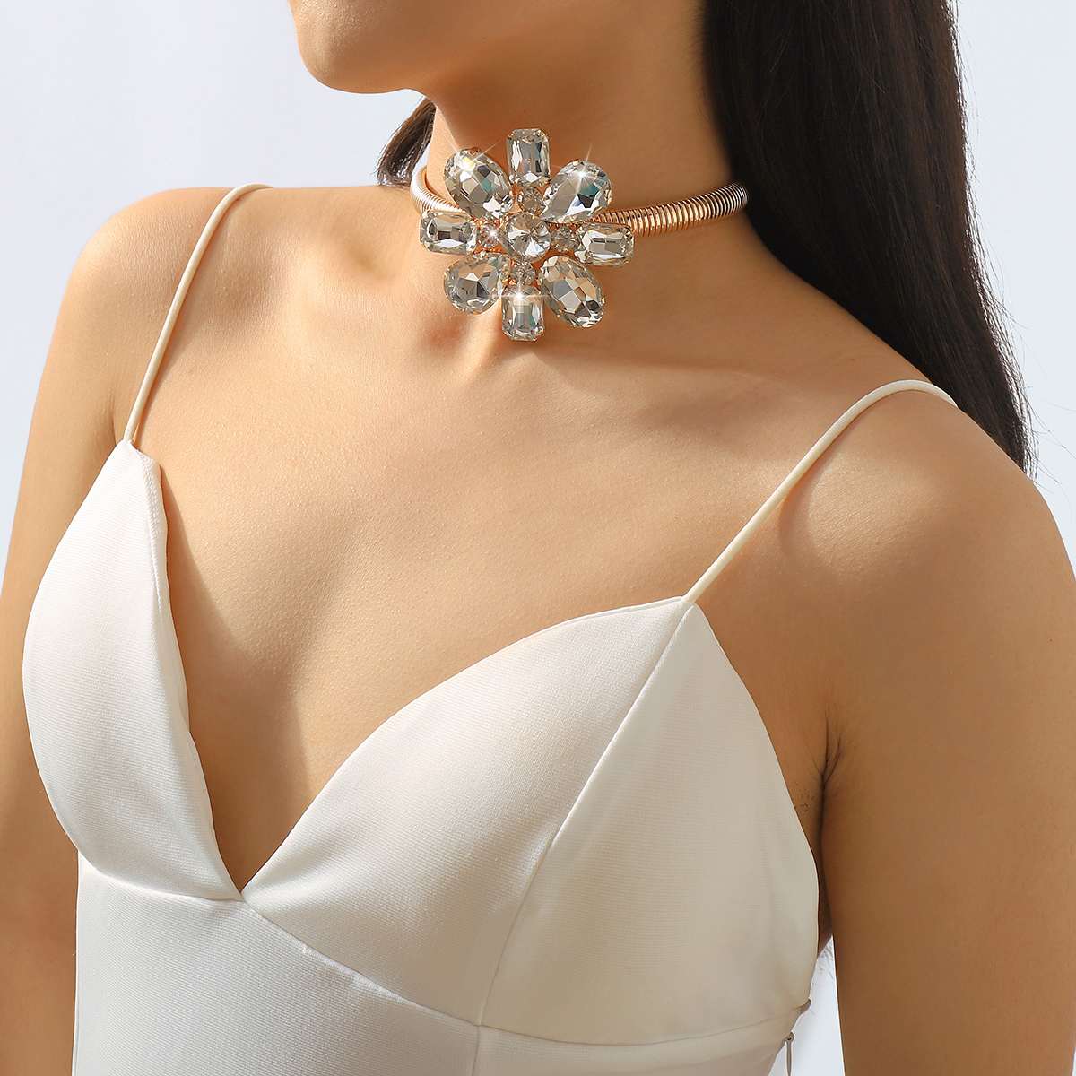 Wholesale Jewelry Elegant Flower Iron Rhinestones Inlay Necklace display picture 6