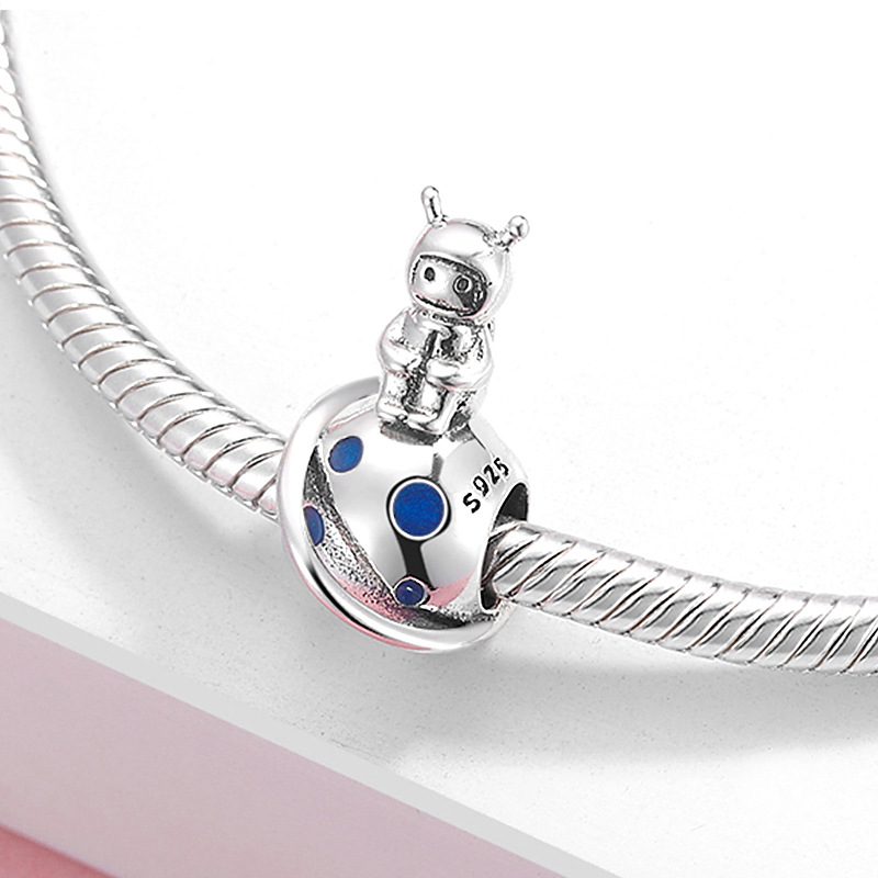 Casual Streetwear Astronaut Sterling Silver Jewelry Accessories display picture 1