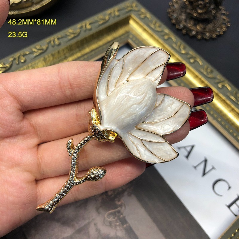 Retro Roman Style Flower Alloy Plating Women's Brooches 1 Piece display picture 4