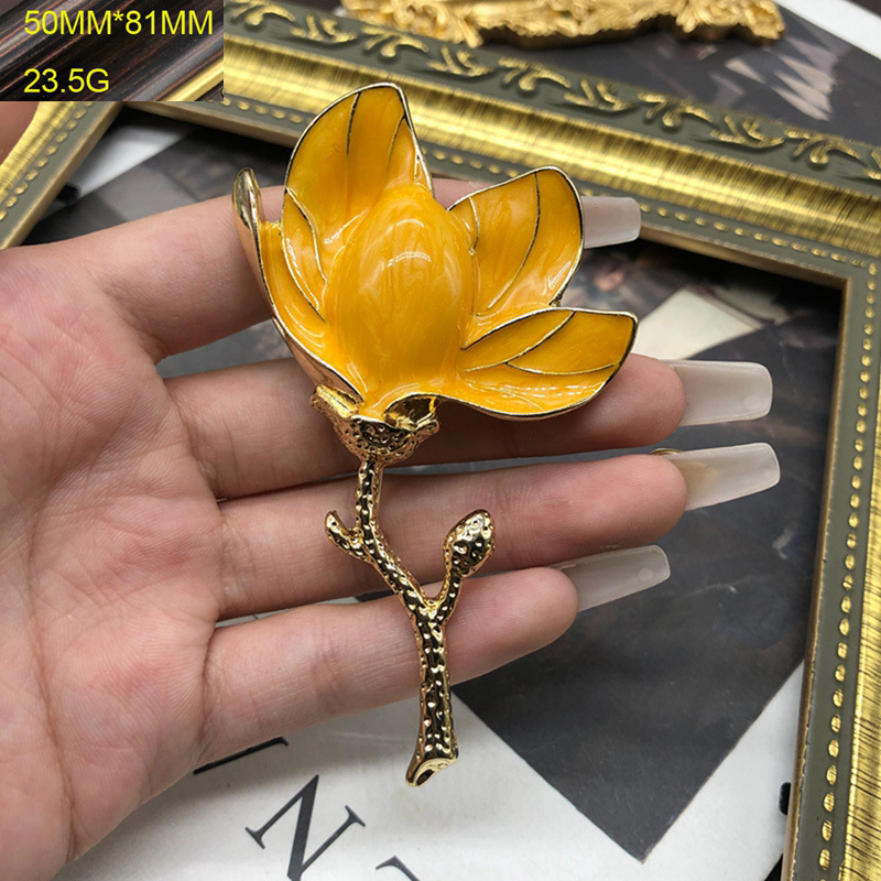 Retro Roman Style Flower Alloy Plating Women's Brooches 1 Piece display picture 11