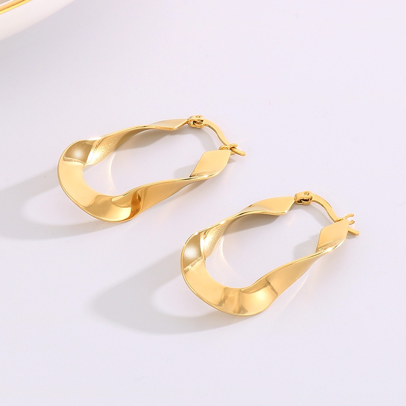 1 Pair Streetwear Shiny Irregular Plating Stainless Steel 18K Gold Plated Hoop Earrings display picture 11