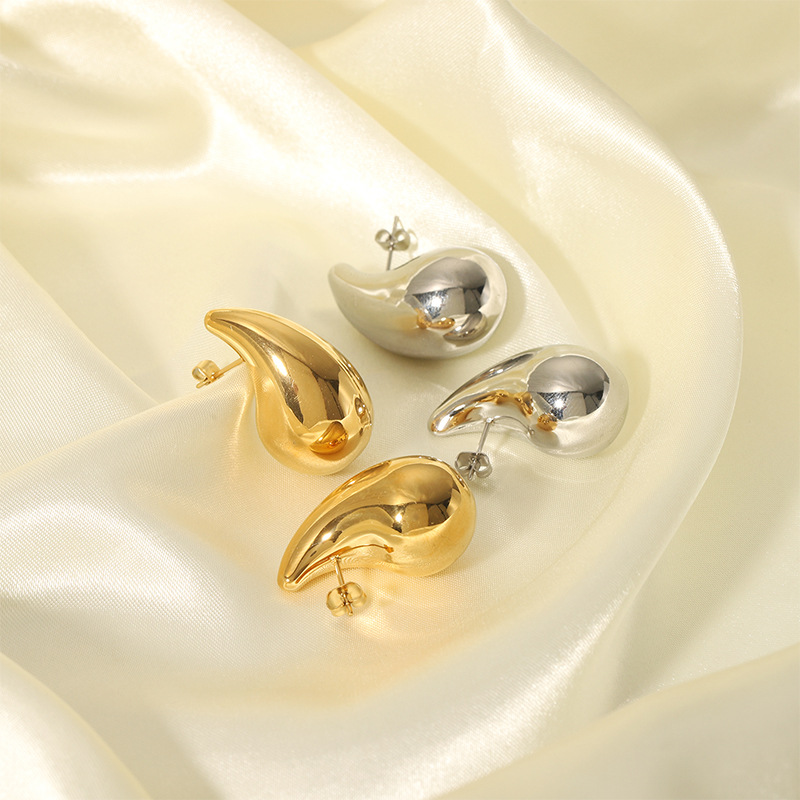 1 Pair Simple Style Water Droplets Plating 304 Stainless Steel 18K Gold Plated Ear Studs display picture 4