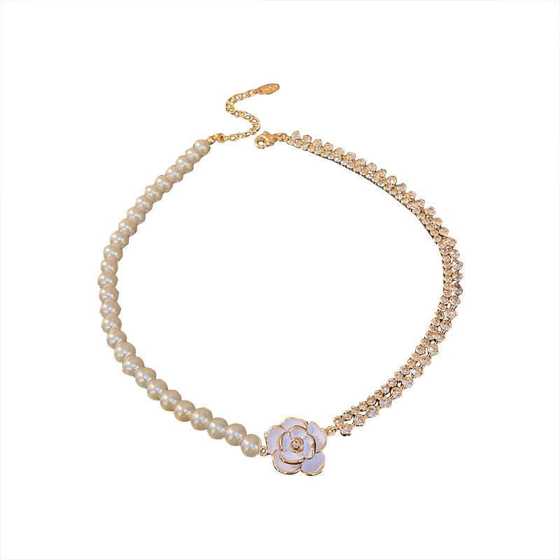 Elegant Blume Legierung Zinklegierung Inlay Künstliche Perlen Strasssteine Vergoldet Frau Halskette display picture 1