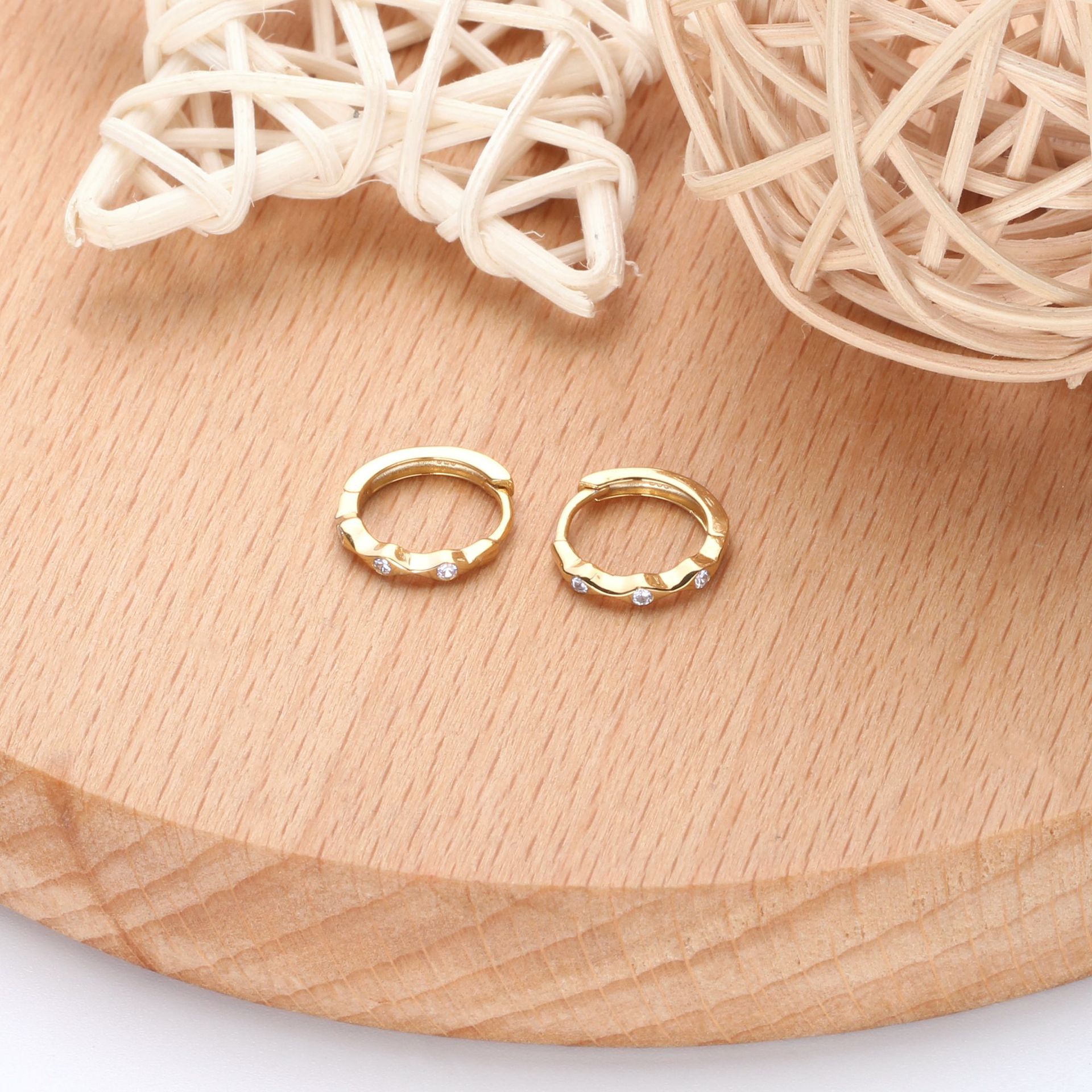 1 Pair Simple Style Waves Solid Color Plating Inlay Sterling Silver Zircon White Gold Plated Gold Plated Earrings display picture 7