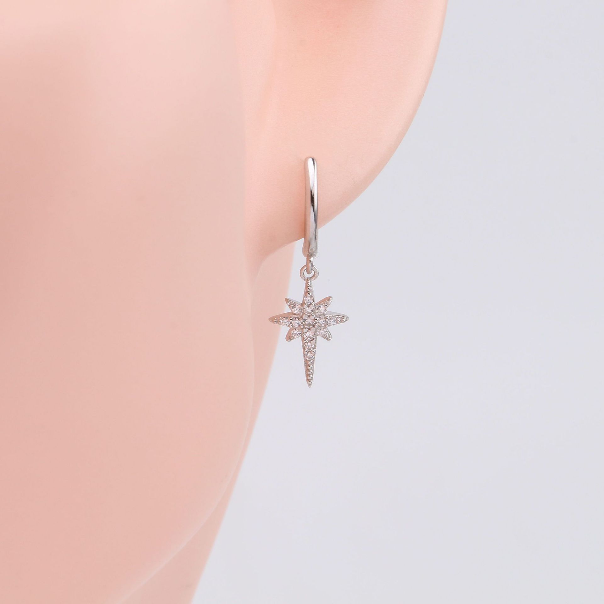1 Pair Commute Star Plating Inlay Sterling Silver Zircon White Gold Plated Gold Plated Earrings display picture 6