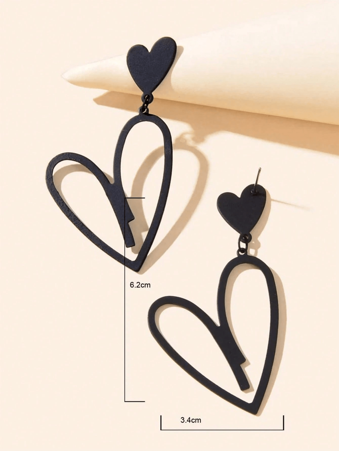 1 Pair Simple Style Heart Shape Alloy Drop Earrings display picture 4