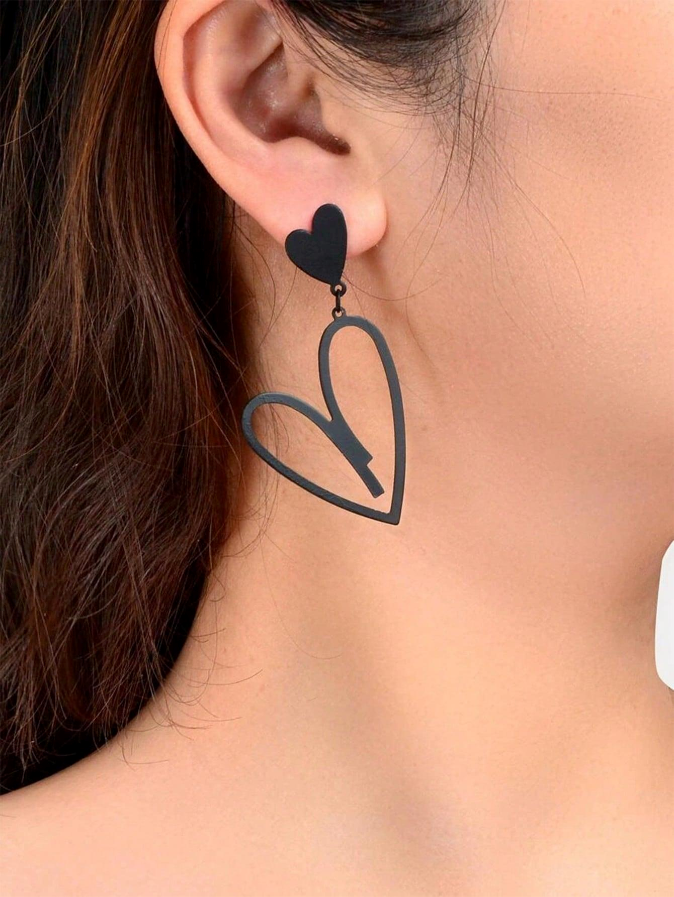 1 Pair Simple Style Heart Shape Alloy Drop Earrings display picture 1