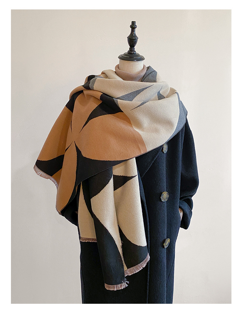 Women's Simple Style Color Block Imitation Cashmere Scarf display picture 8
