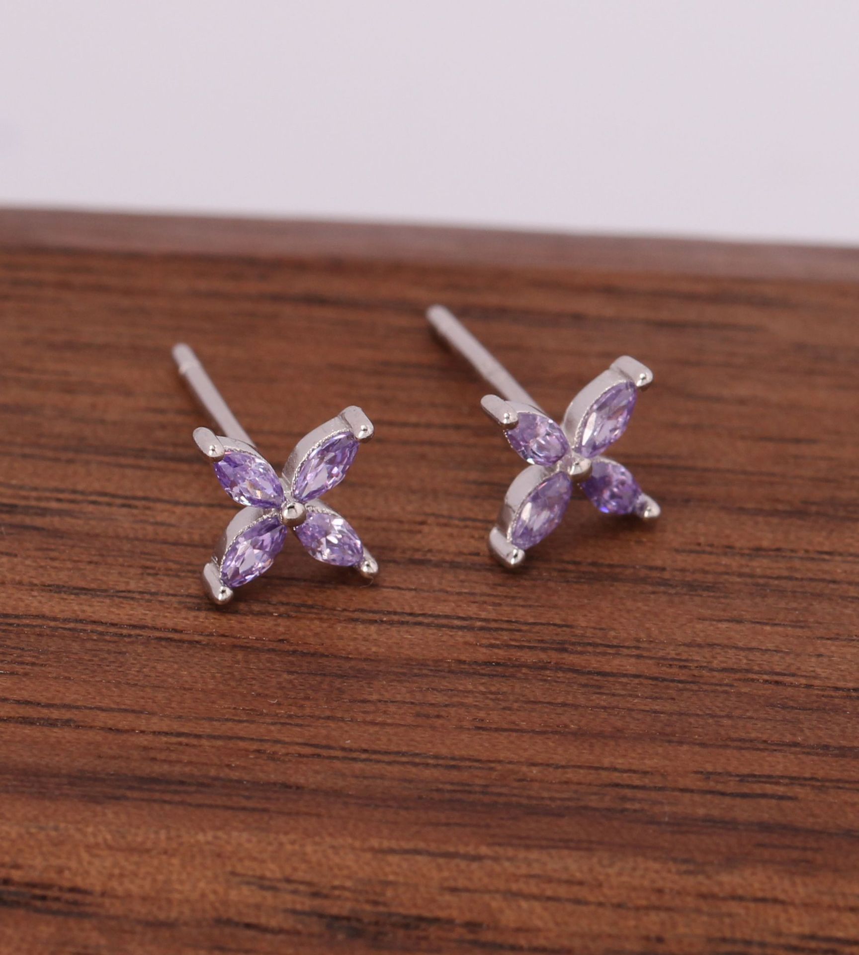 1 Pair Simple Style Flower Plating Inlay Sterling Silver Zircon White Gold Plated Ear Studs display picture 8
