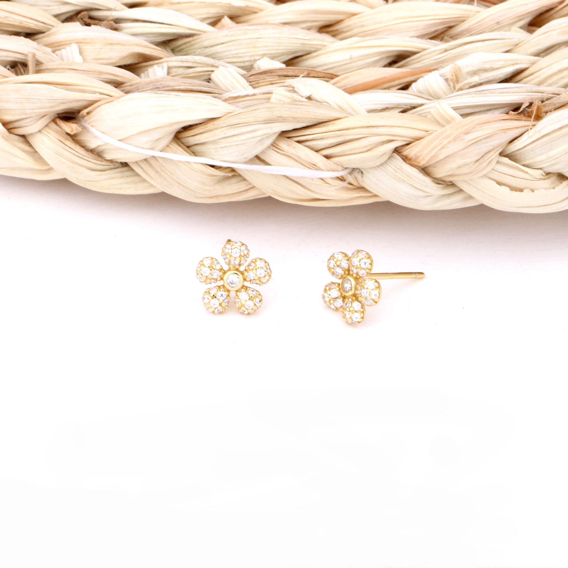 1 Pair Simple Style Flower Plating Inlay Sterling Silver Zircon White Gold Plated Ear Studs display picture 8