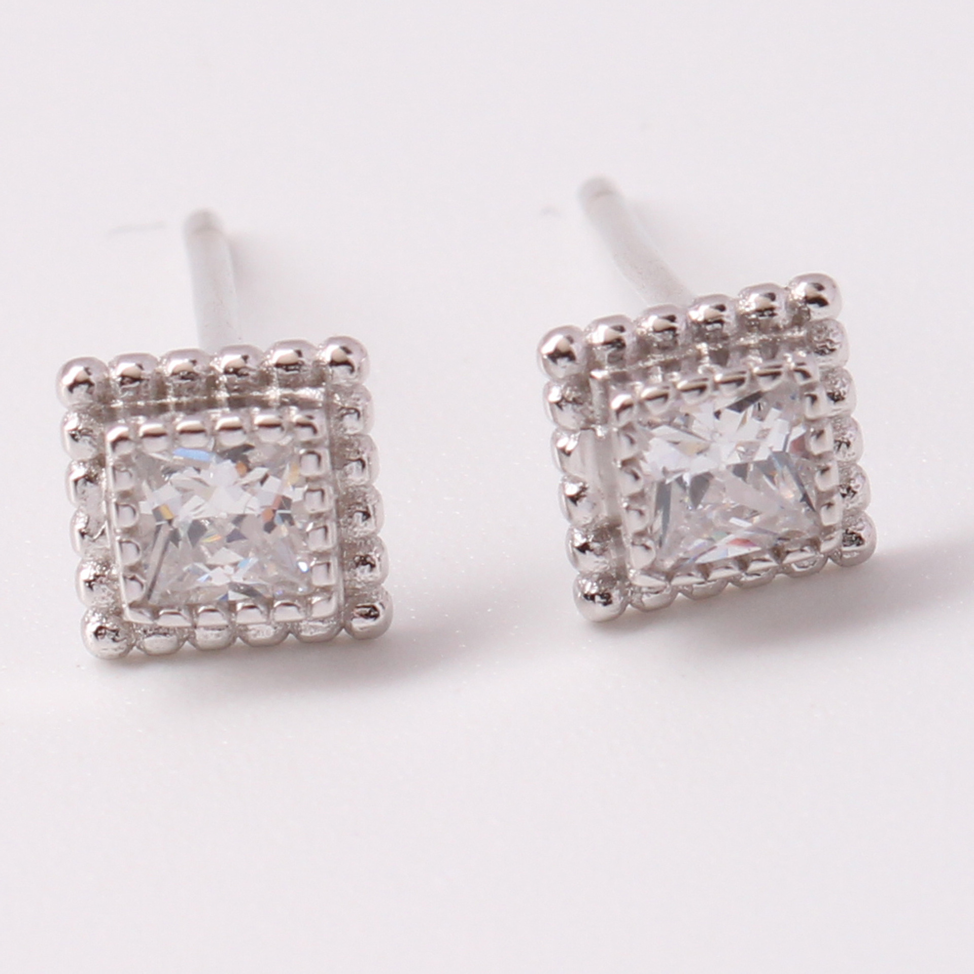 1 Pair Simple Style Square Plating Inlay Sterling Silver Zircon White Gold Plated Ear Studs display picture 2