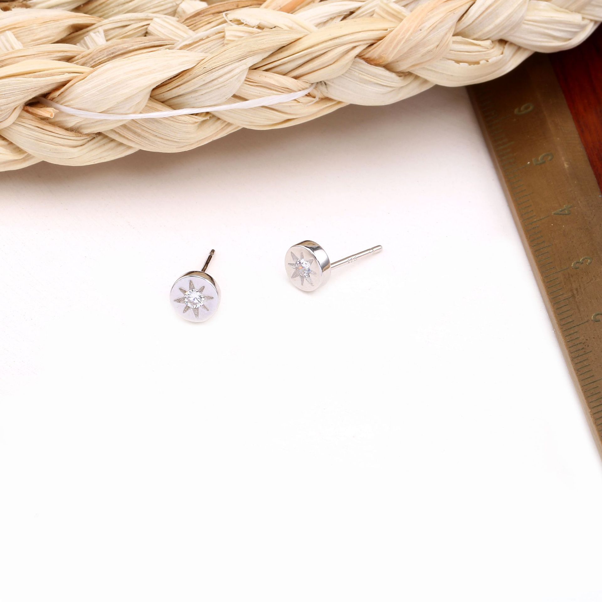 1 Pair Simple Style Star Inlay Sterling Silver Zircon Ear Studs display picture 9