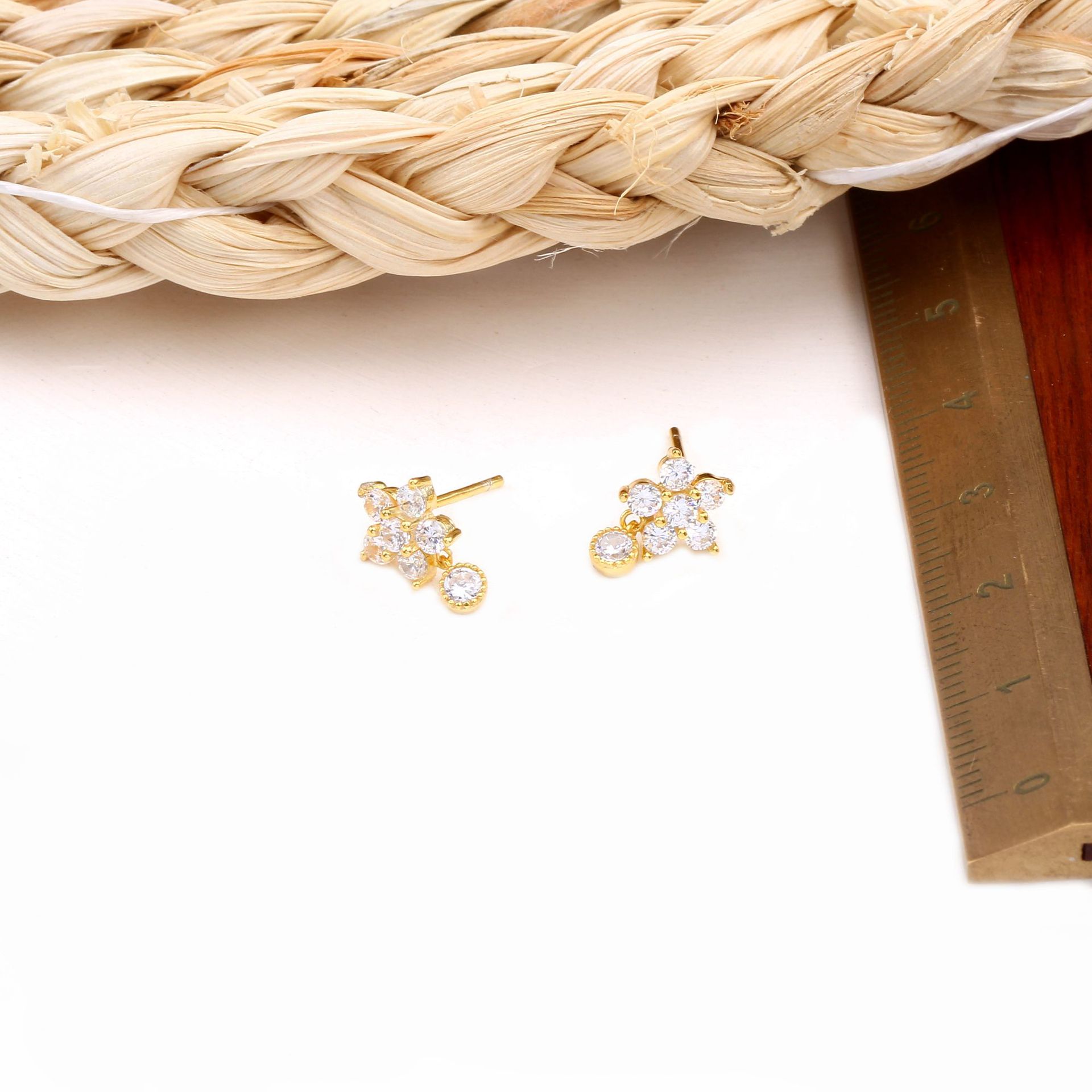 1 Pair Simple Style Star Inlay Sterling Silver Zircon Ear Studs display picture 8