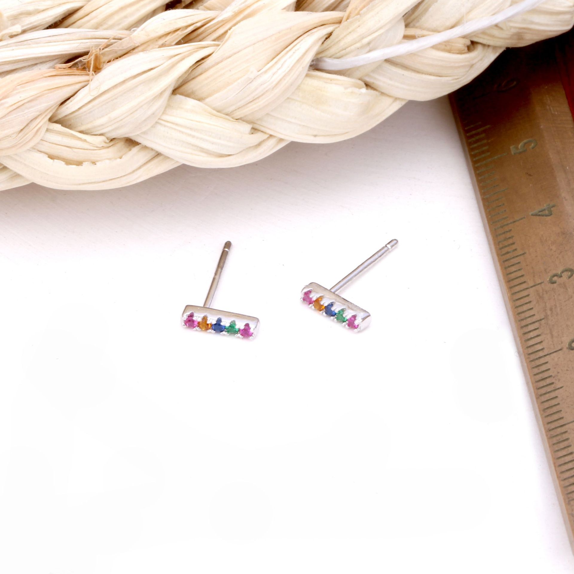 1 Pair Simple Style Solid Color Inlay Sterling Silver Zircon Ear Studs display picture 5