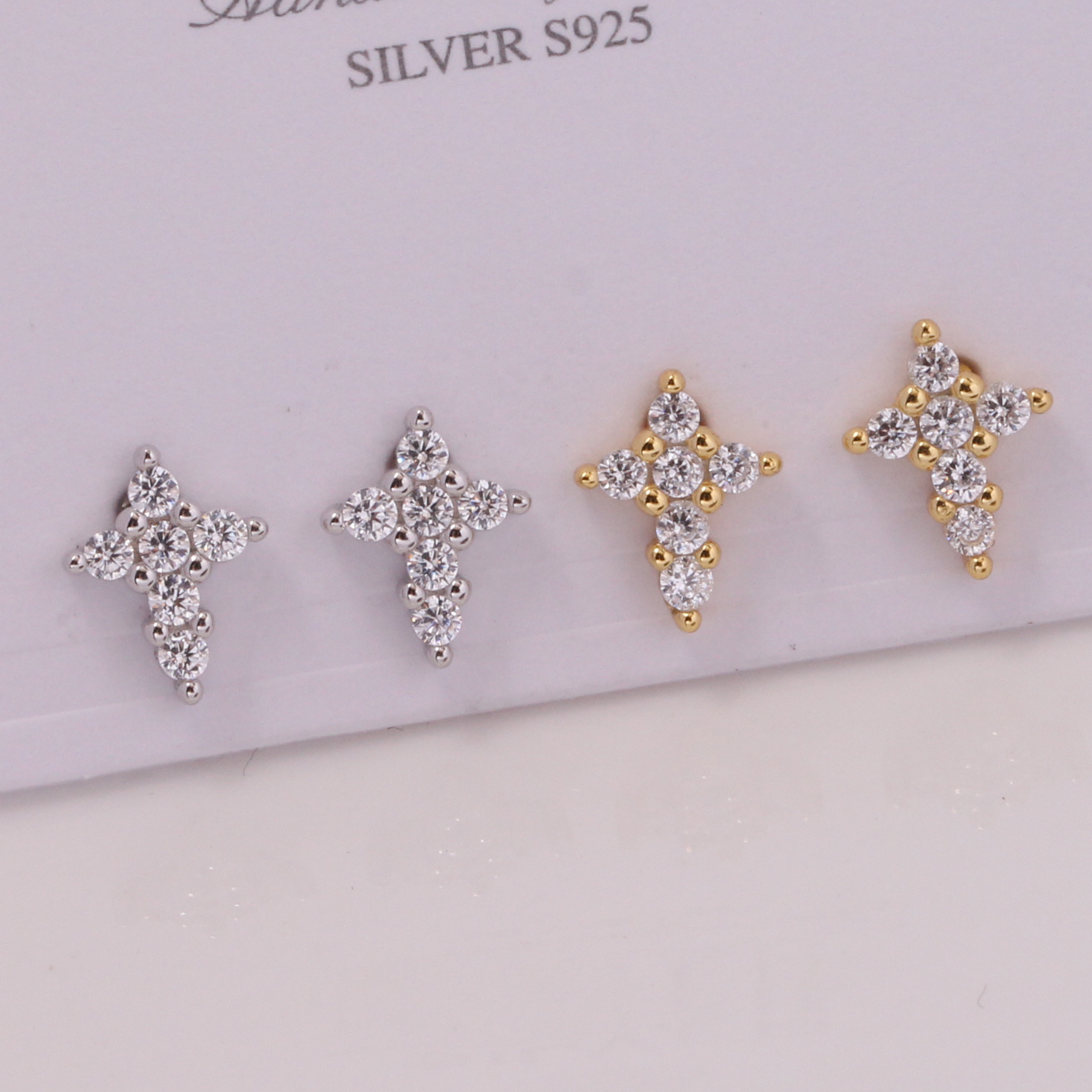 1 Pair Simple Style Classic Style Solid Color Inlay Sterling Silver Zircon Ear Studs display picture 2