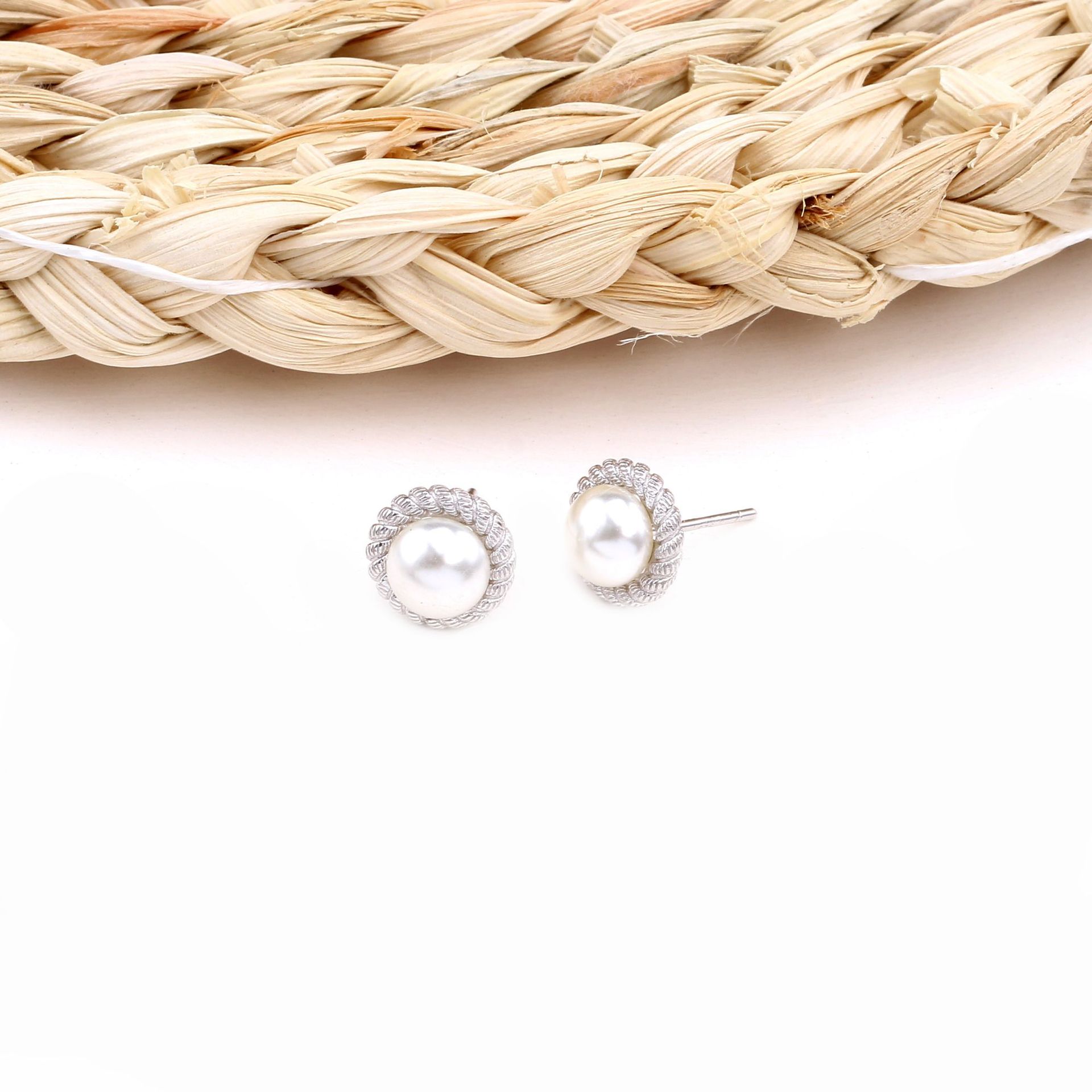 1 Paire Style Simple Rond Incruster Argent Sterling Perle Boucles D'oreilles display picture 7