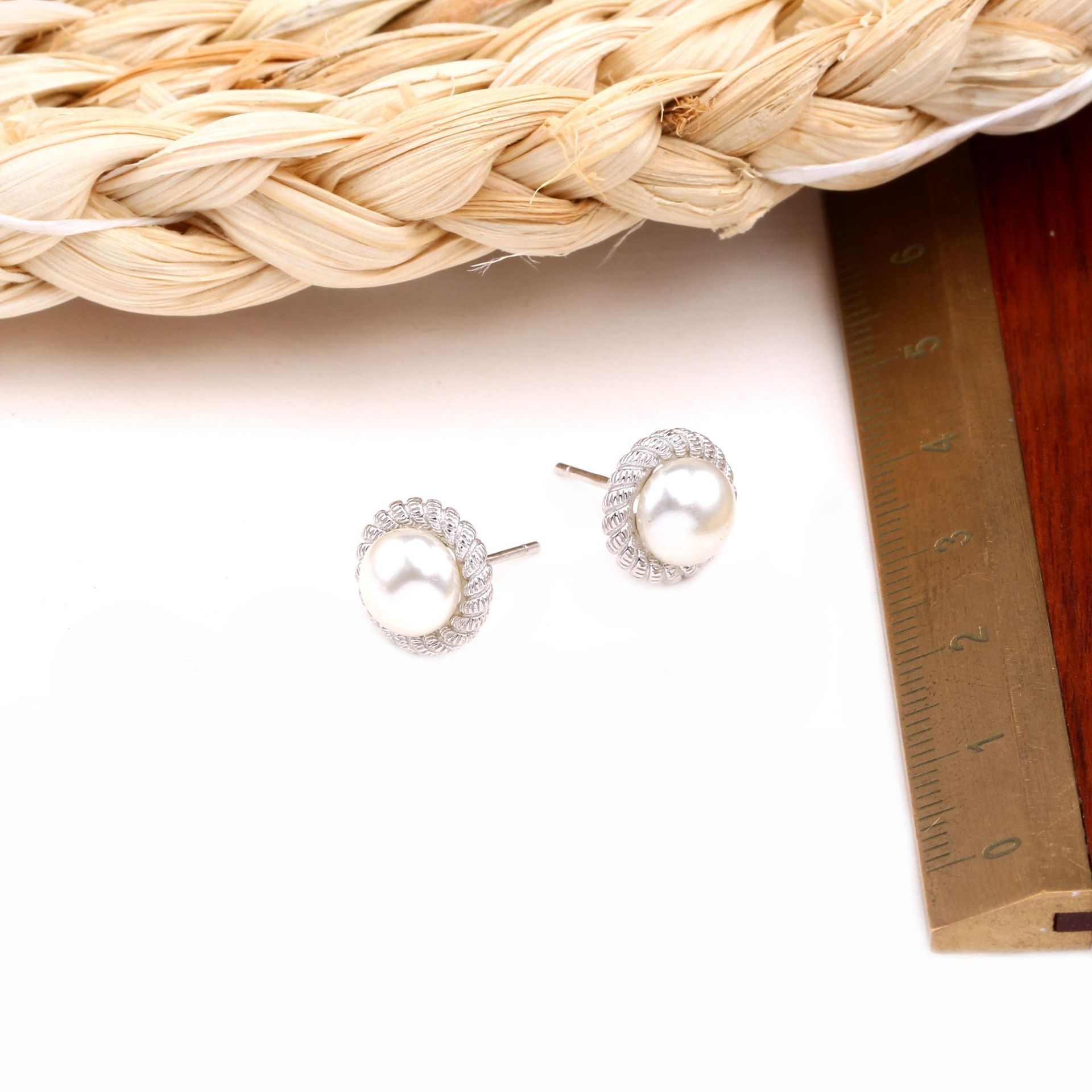 1 Paire Style Simple Rond Incruster Argent Sterling Perle Boucles D'oreilles display picture 9