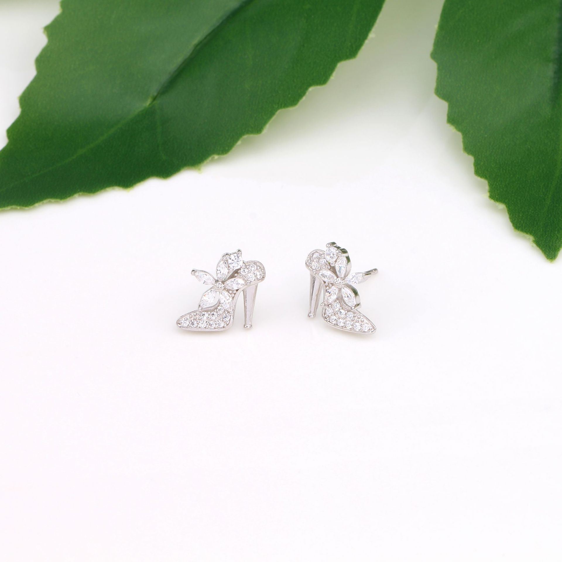 1 Pair Lady High Heel Inlay Sterling Silver Artificial Diamond Ear Studs display picture 12