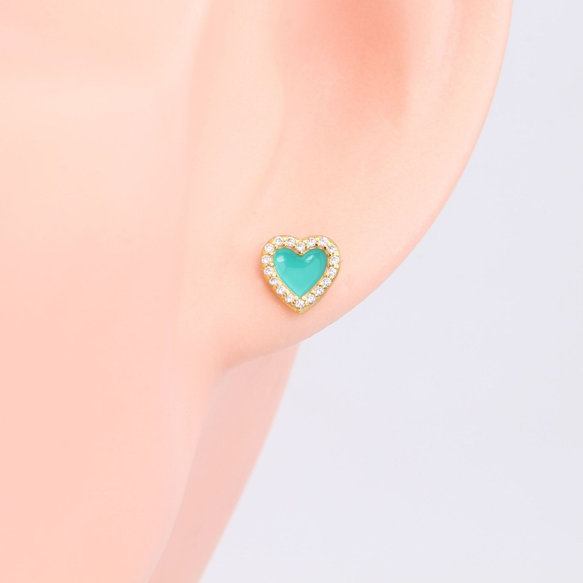 1 Pair Cute Heart Shape Enamel Plating Inlay Sterling Silver Zircon Ear Studs display picture 7