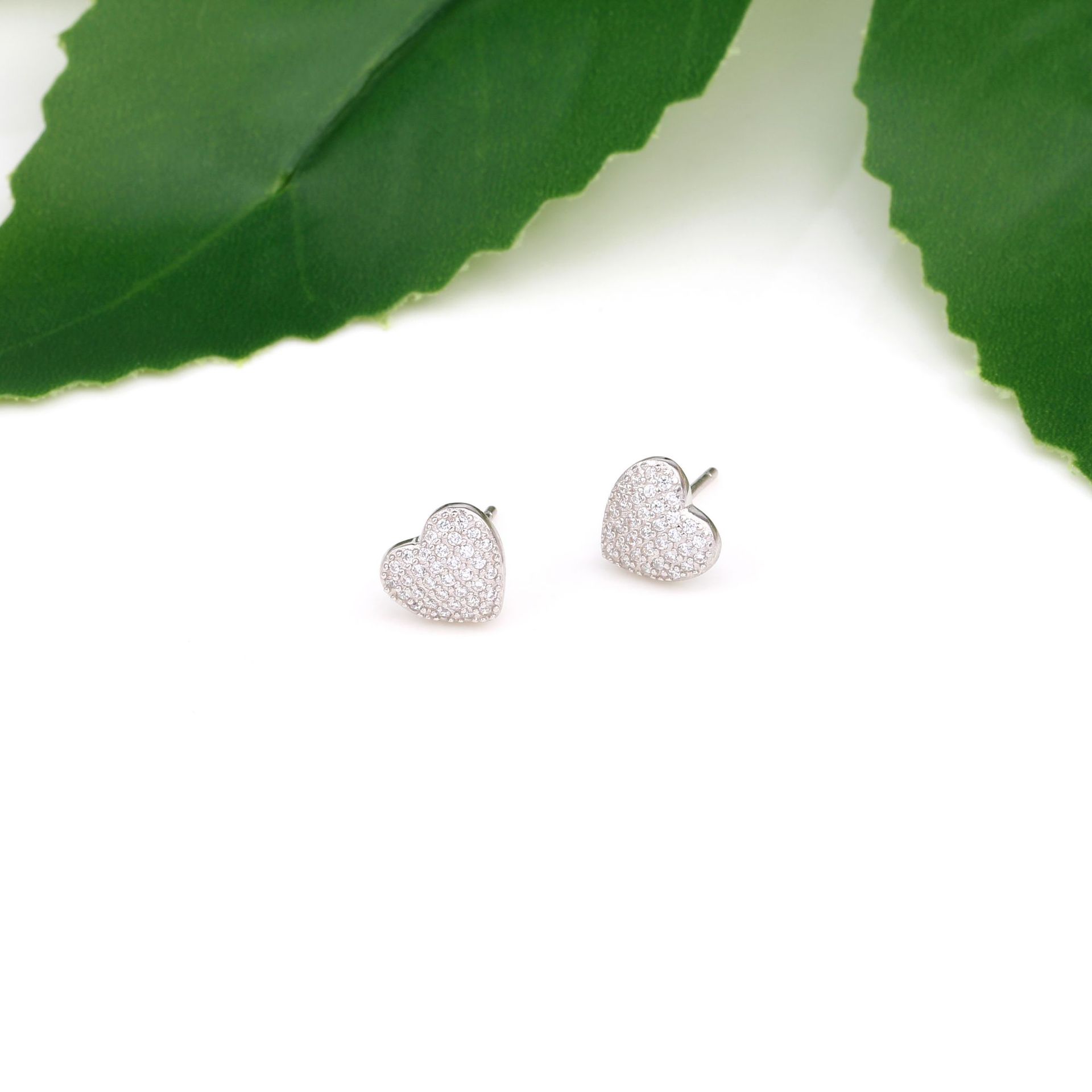 1 Pair Sweet Simple Style Heart Shape Sterling Silver Ear Studs display picture 10