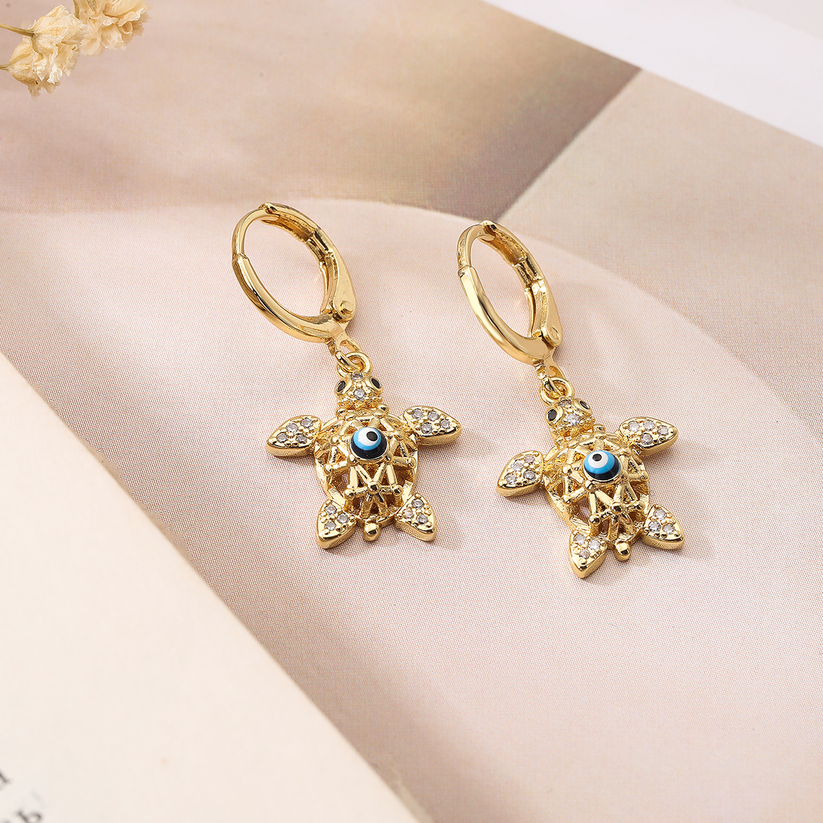 1 Pair Sweet Tortoise Bee Plating Inlay Copper Zircon 18k Gold Plated Drop Earrings display picture 6