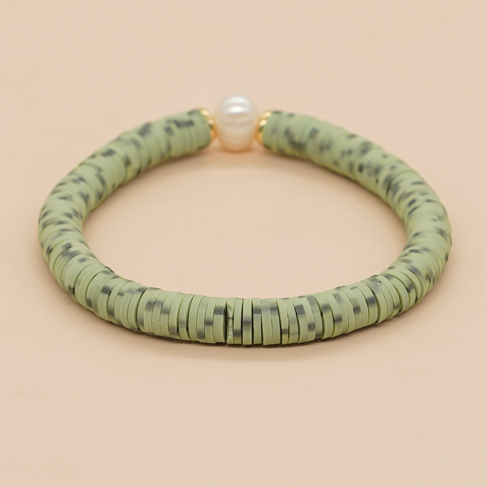 Ethnic Style Round Soft Clay Beaded Women's Bracelets display picture 3