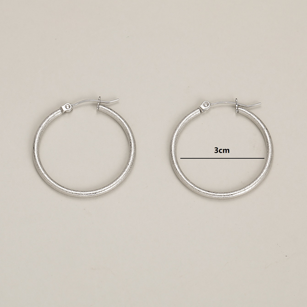 1 Pair Casual Vacation Simple Style Circle Plating 201 Stainless Steel 18K Gold Plated Hoop Earrings display picture 25