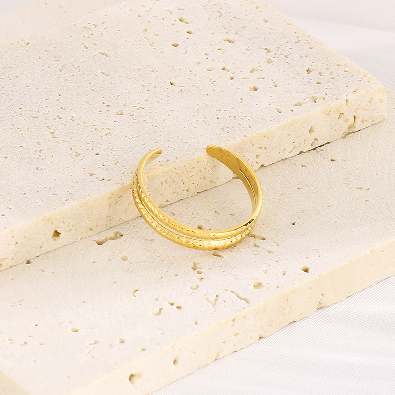 Stainless Steel 18K Gold Plated Simple Style Solid Color Open Rings display picture 7