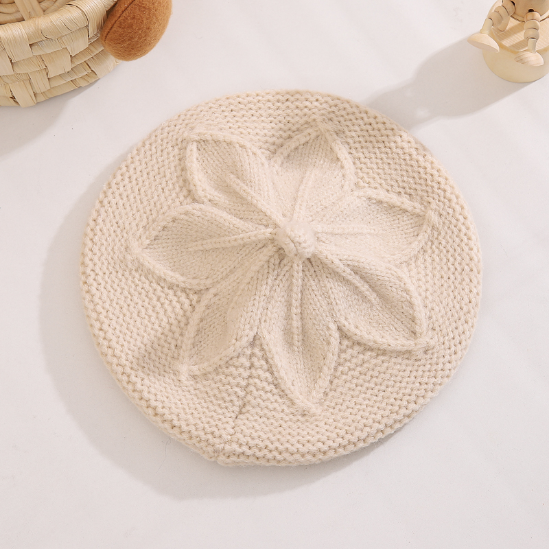 Girl's Ig Style Casual Solid Color Flower Beret Hat display picture 5
