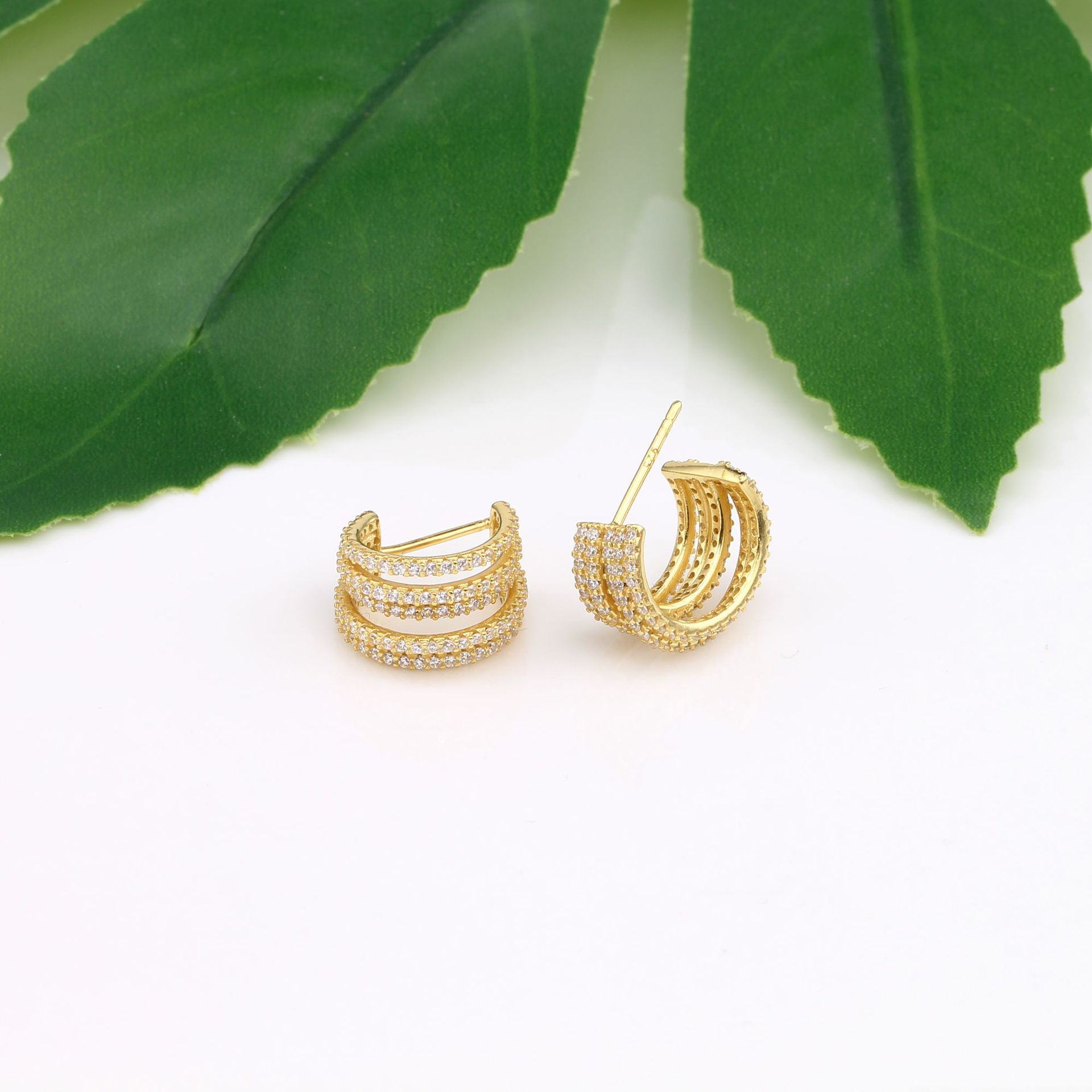 1 Pair Basic Modern Style Geometric Inlay Sterling Silver Zircon Ear Studs display picture 9