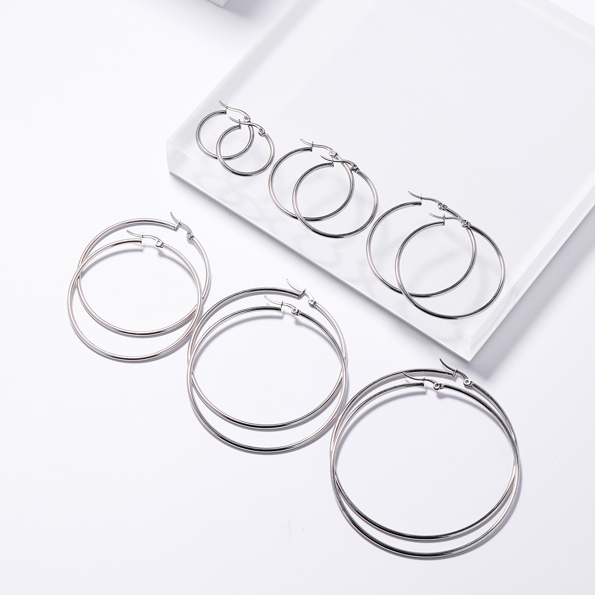 6 Pieces Basic Rock Modern Style Circle Plating 201 Stainless Steel 18K Gold Plated Earrings display picture 6