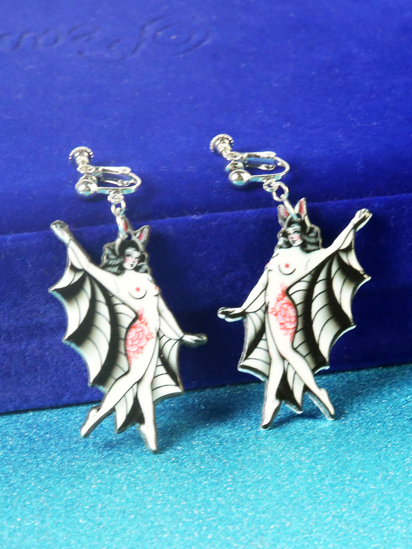 Wholesale Jewelry Funny Cat Bat Butterfly Arylic Drop Earrings Ear Cuffs display picture 21