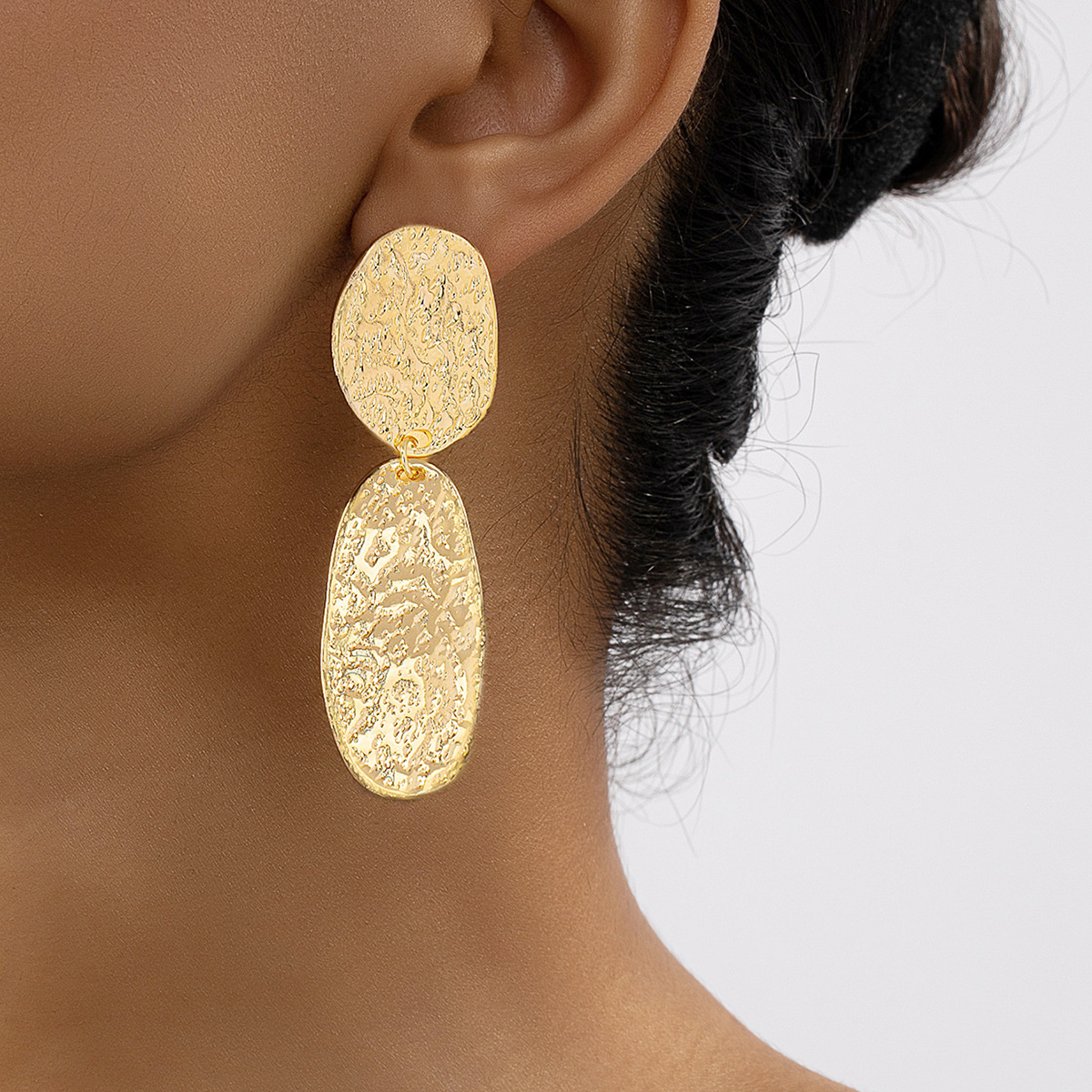 Wholesale Jewelry Vintage Style Simple Style Oval Solid Color Alloy Plating Drop Earrings display picture 1