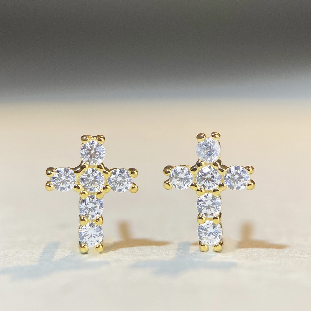 Simple Style Cross Sterling Silver Inlay Moissanite Ear Studs display picture 6