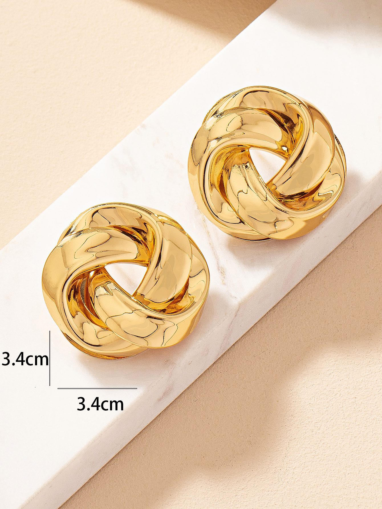 1 Pair Casual Simple Style Solid Color Twist Ferroalloy 14k Gold Plated Ear Studs display picture 4