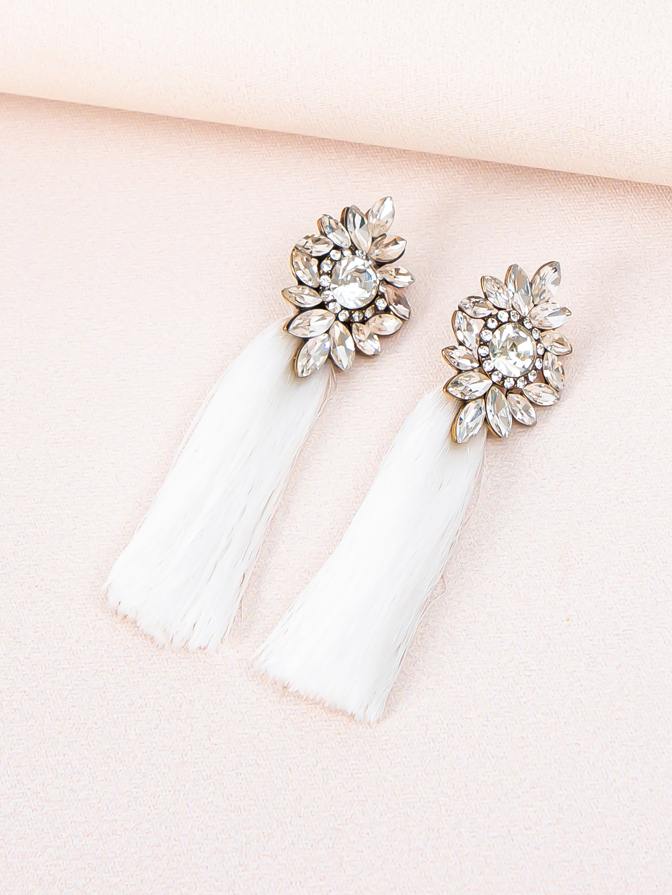 1 Pair Ig Style Glam Flower Inlay Alloy Glass Drop Earrings display picture 10