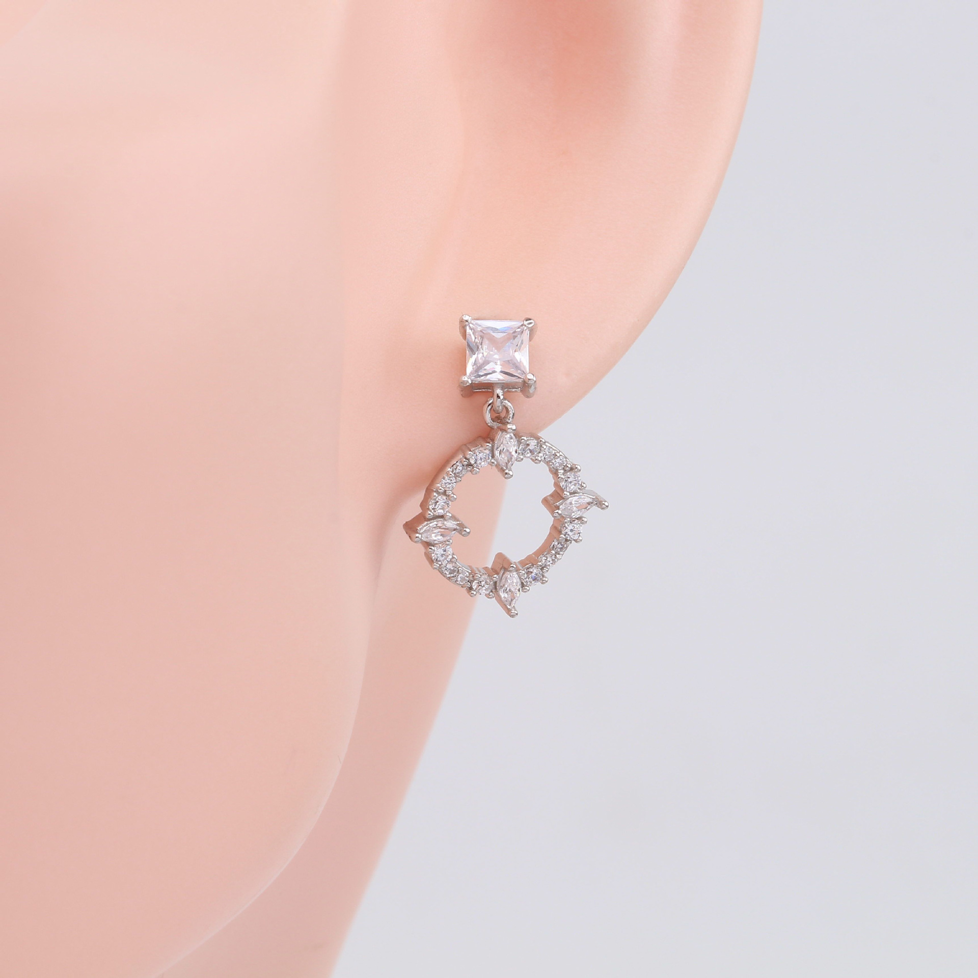 1 Paire Sucré Géométrique Incruster Argent Sterling Zircon Boucles D'oreilles display picture 6