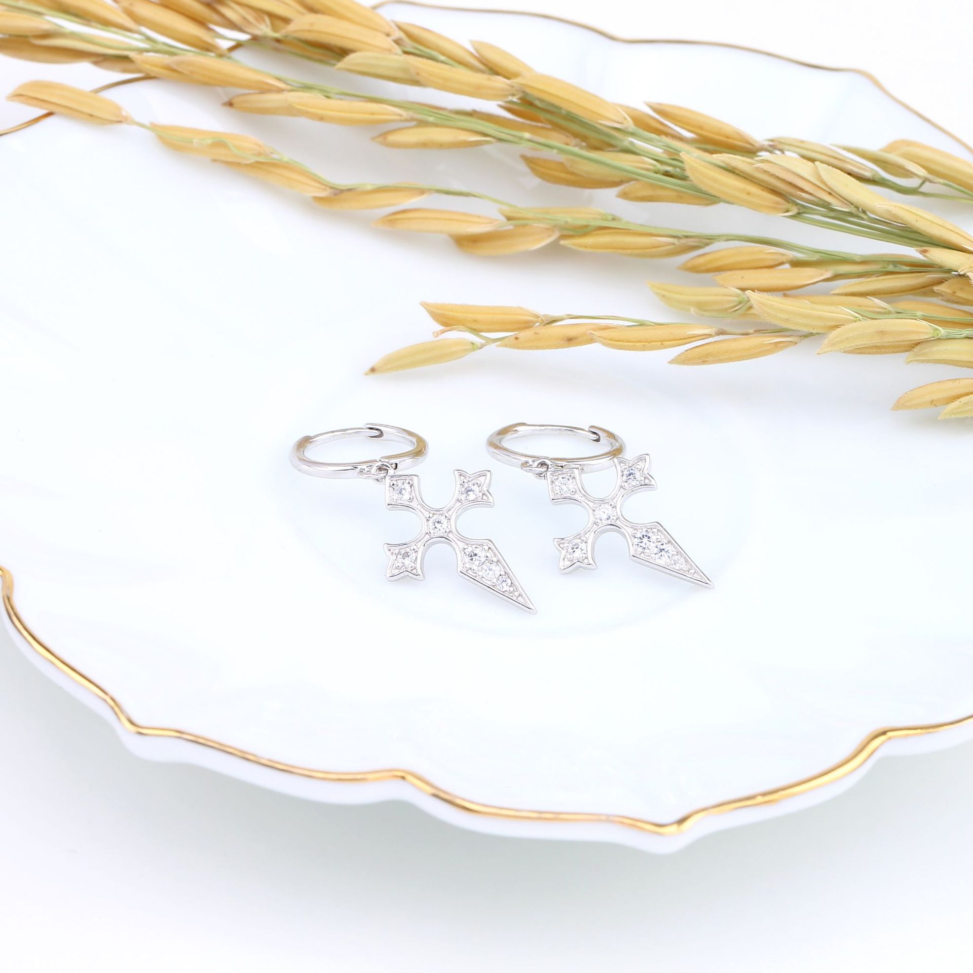 1 Pair Elegant Cross Inlay Sterling Silver Zircon Drop Earrings display picture 10