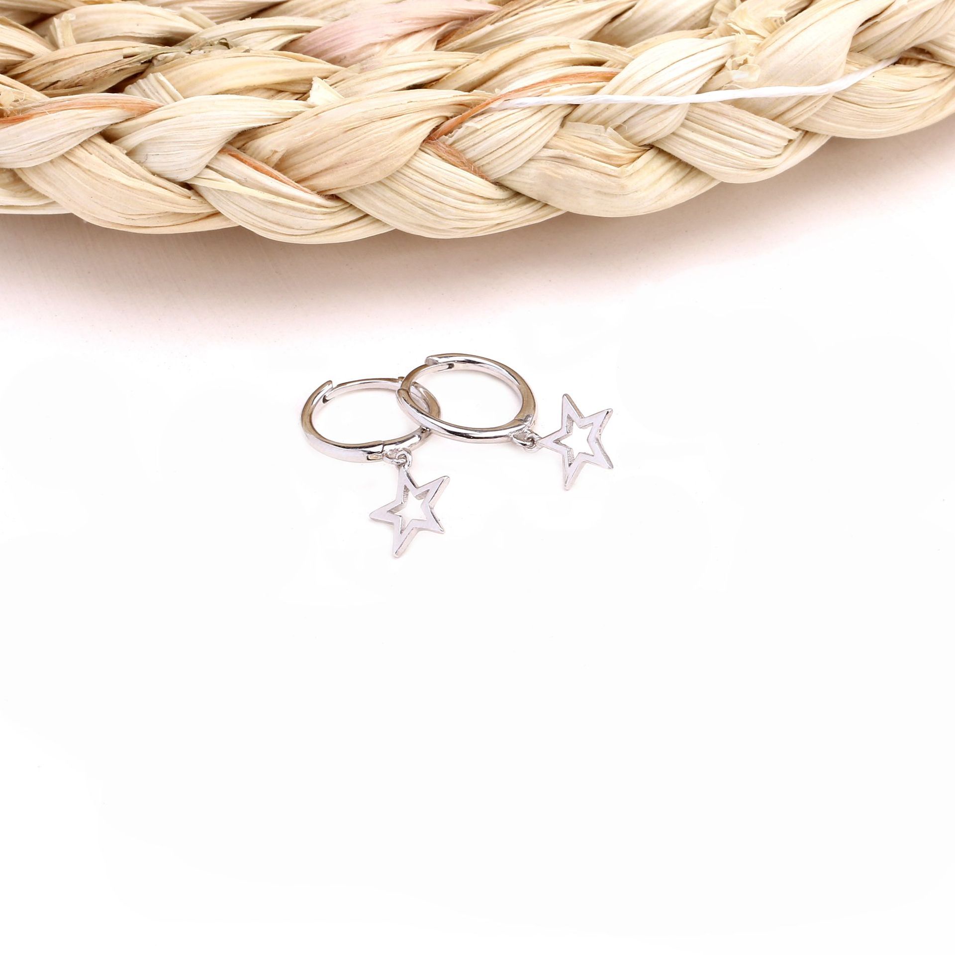 1 Pair Simple Style Classic Style Star Plating Sterling Silver Gold Plated Drop Earrings display picture 6