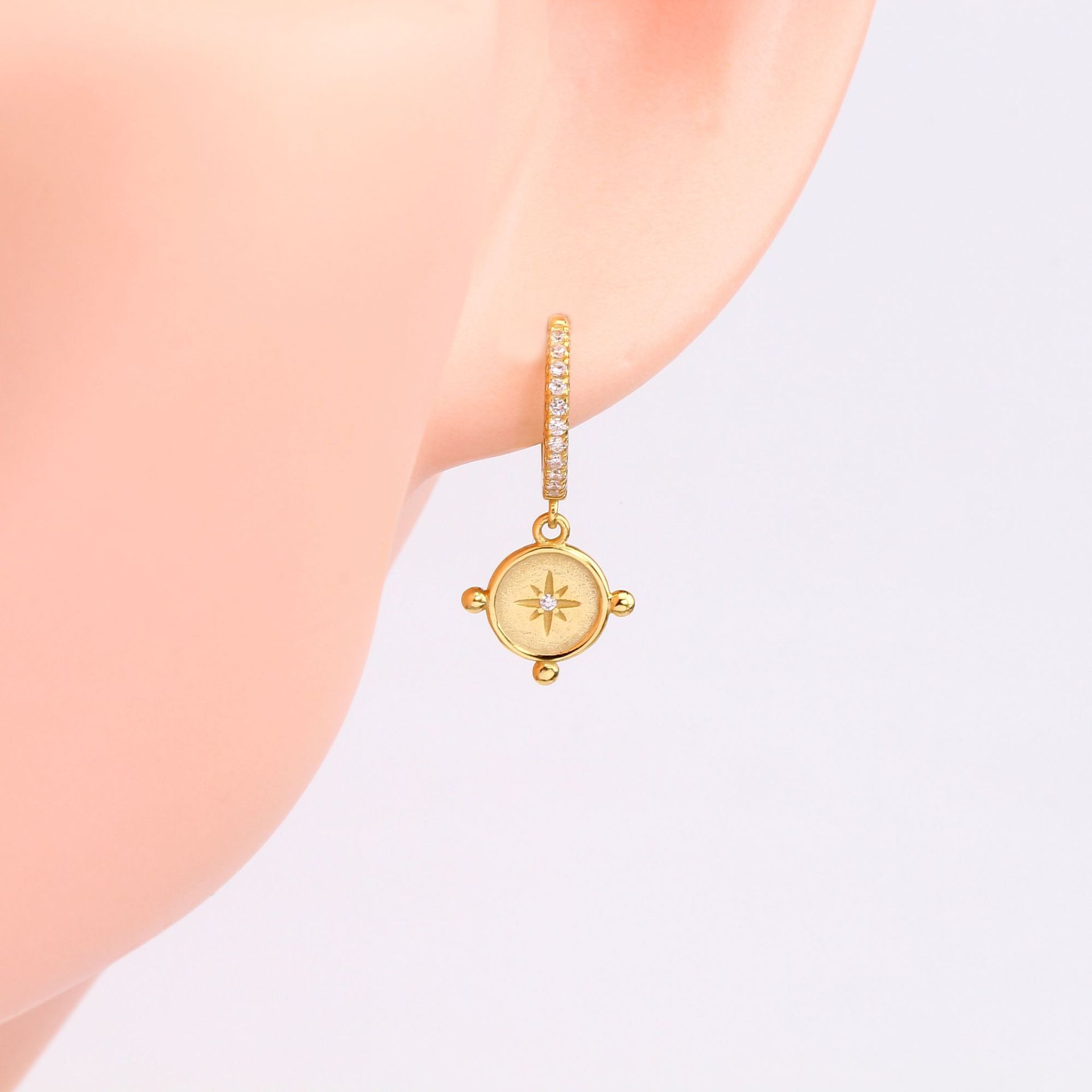1 Pair Simple Style Star Plating Sterling Silver Gold Plated Drop Earrings display picture 3
