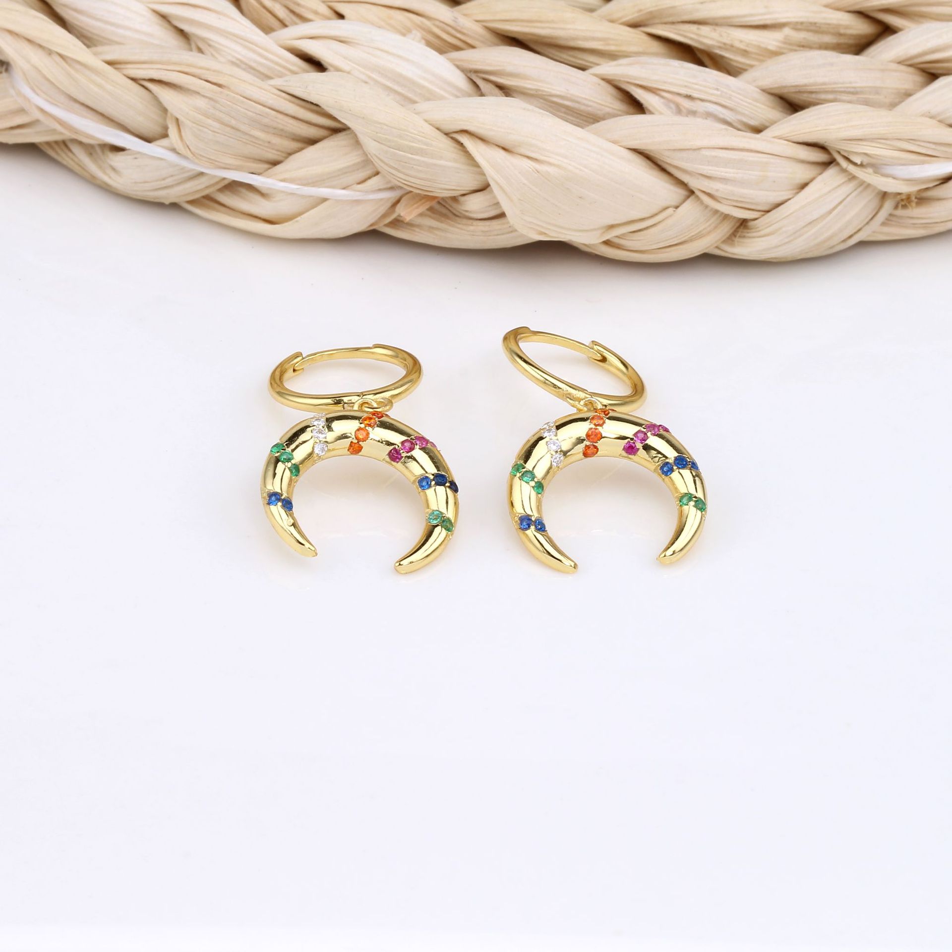 1 Pair Simple Style Moon Inlay Sterling Silver Zircon Drop Earrings display picture 7