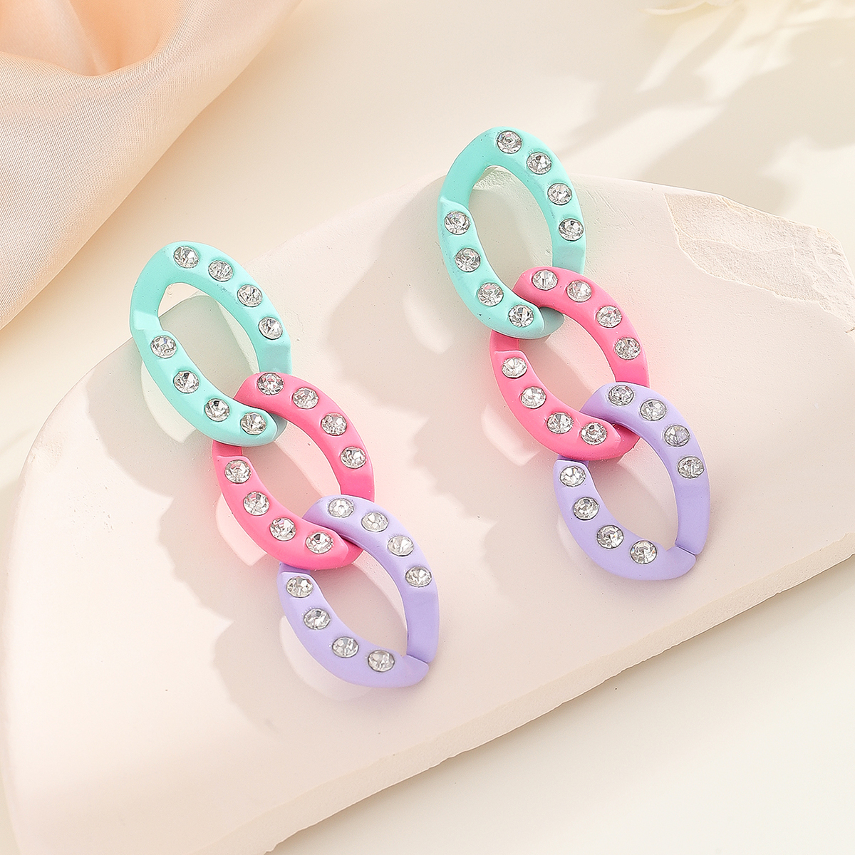 1 Pair Cute Geometric Alloy Zircon Drop Earrings display picture 1