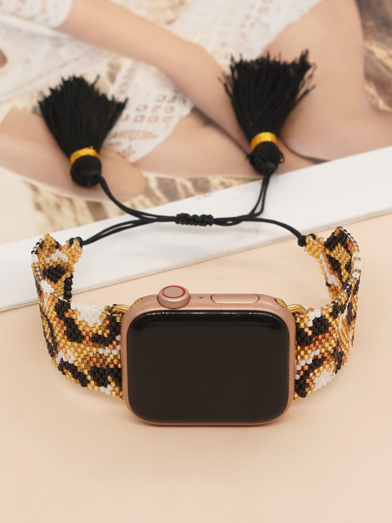 Applicable To Special-interest Design European And American Style Bead Woven Personalized Tassel  Watch 1-8 Generation Watch Band display picture 4