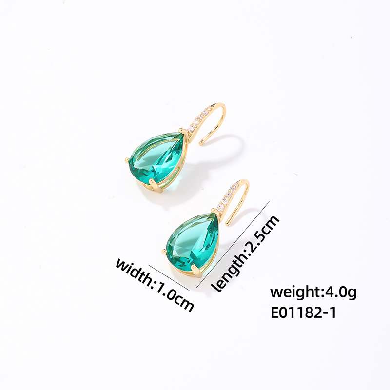 1 Pair Casual Sweet Water Droplets Flower Plating Inlay Copper Zircon K Gold Plated Ear Studs display picture 1