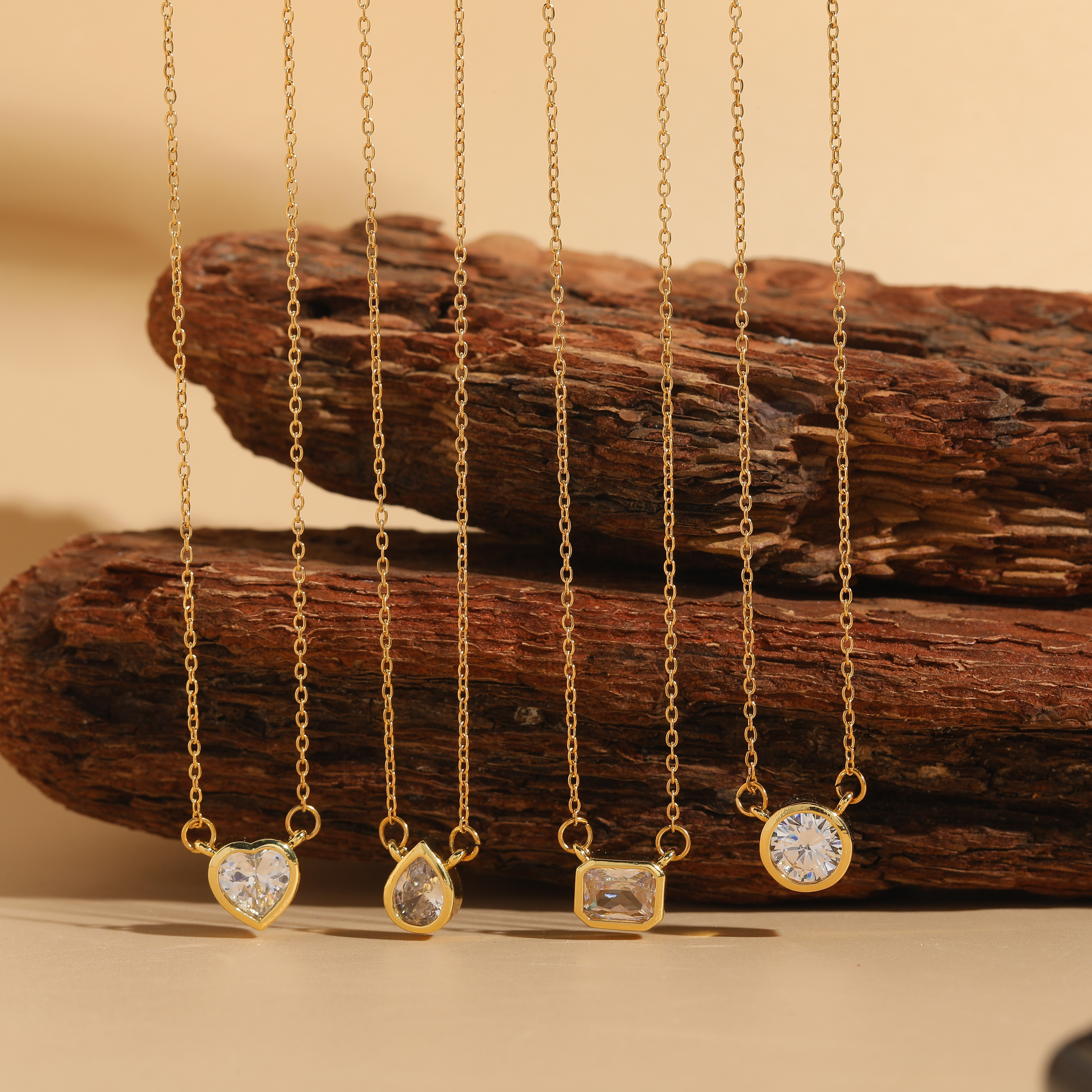 Luxuriös Herzform Kupfer 14 Karat Vergoldet Zirkon Halskette Mit Anhänger In Masse display picture 7