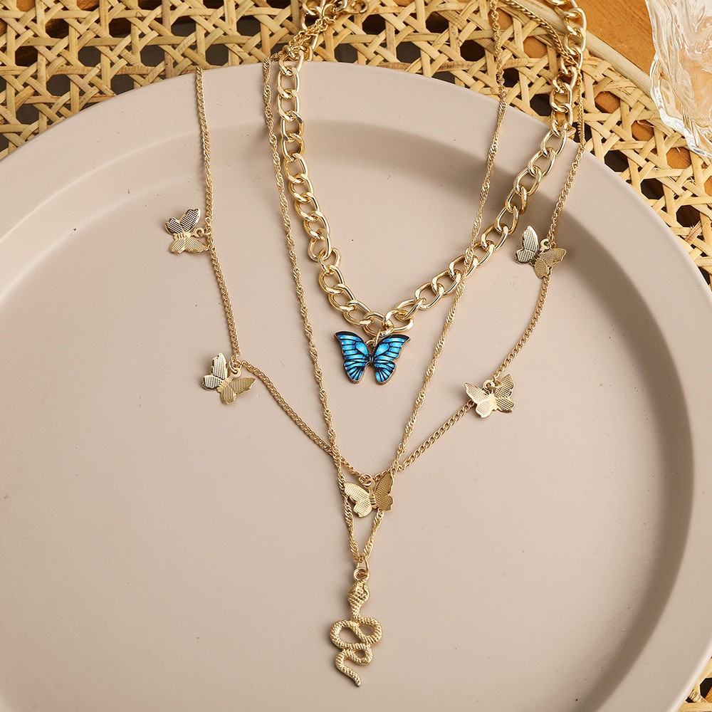 Retro Butterfly Gold Plated Alloy Wholesale Layered Necklaces display picture 5