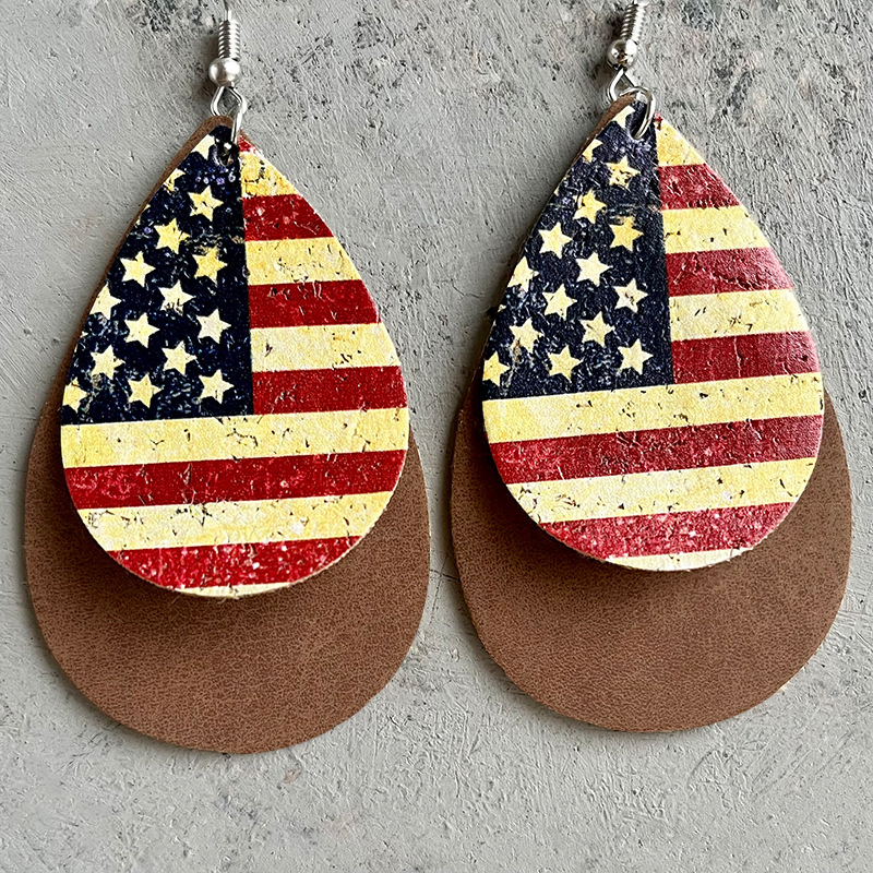 1 Pair Retro Water Droplets Printing Leather Drop Earrings display picture 2