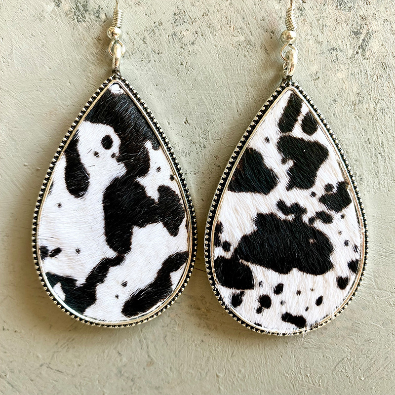 1 Pair Ethnic Style Leopard Printing Alloy Leather Drop Earrings display picture 4
