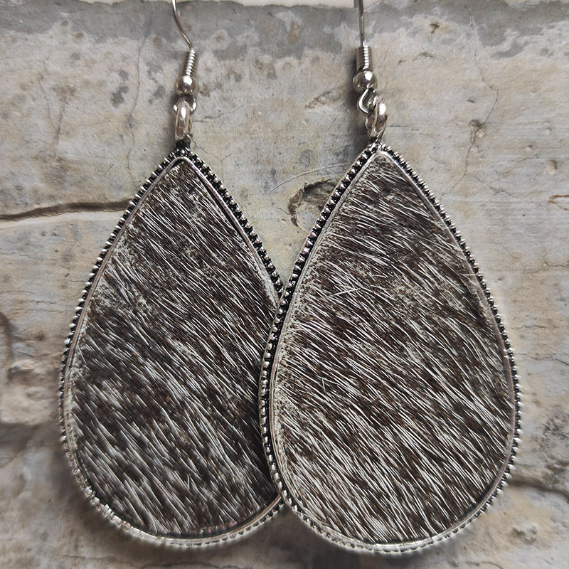 1 Pair Ethnic Style Leopard Printing Alloy Leather Drop Earrings display picture 9